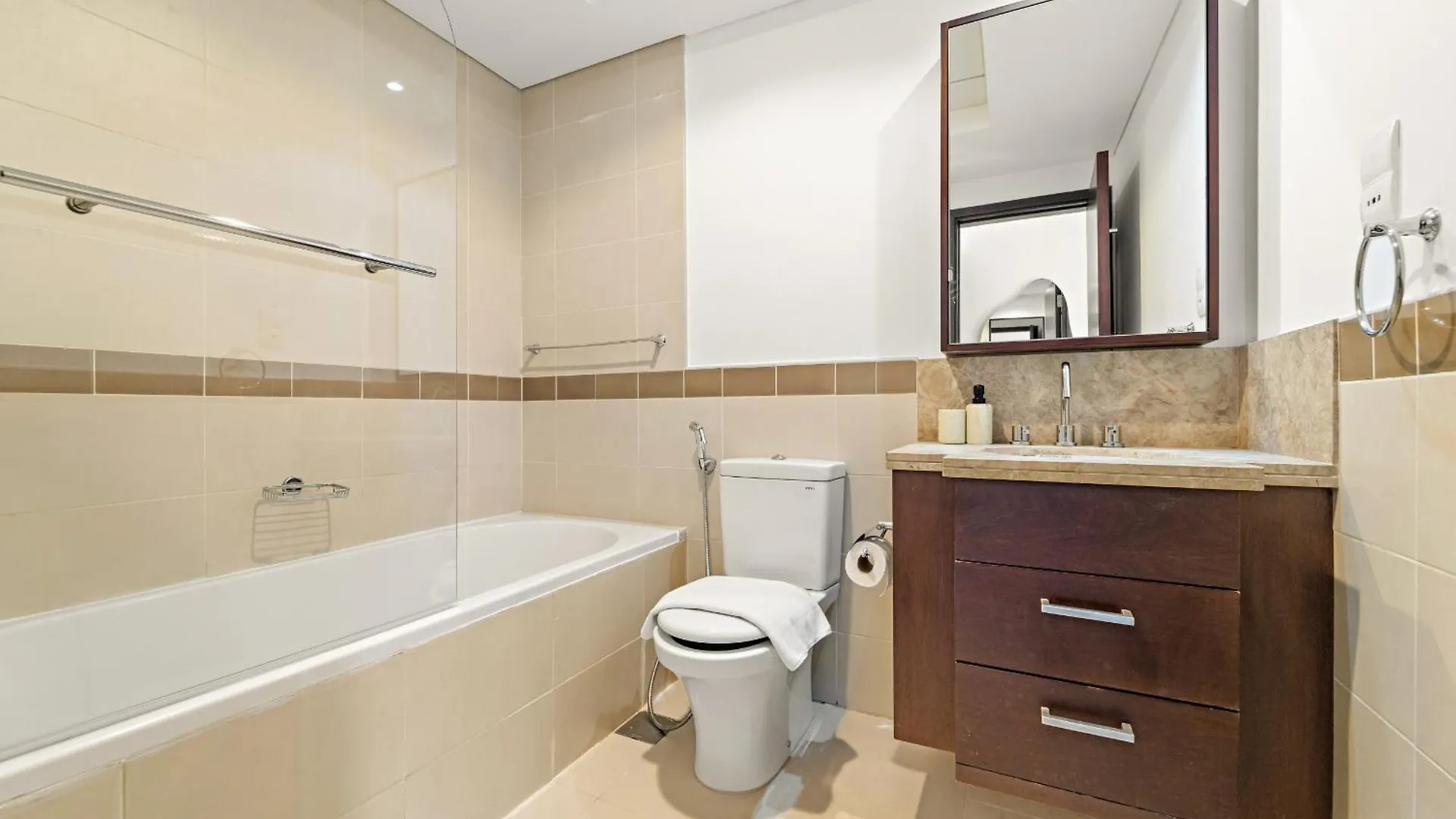 Vayk - Modern 1Br In Downtown Dubai Apartment 0*,